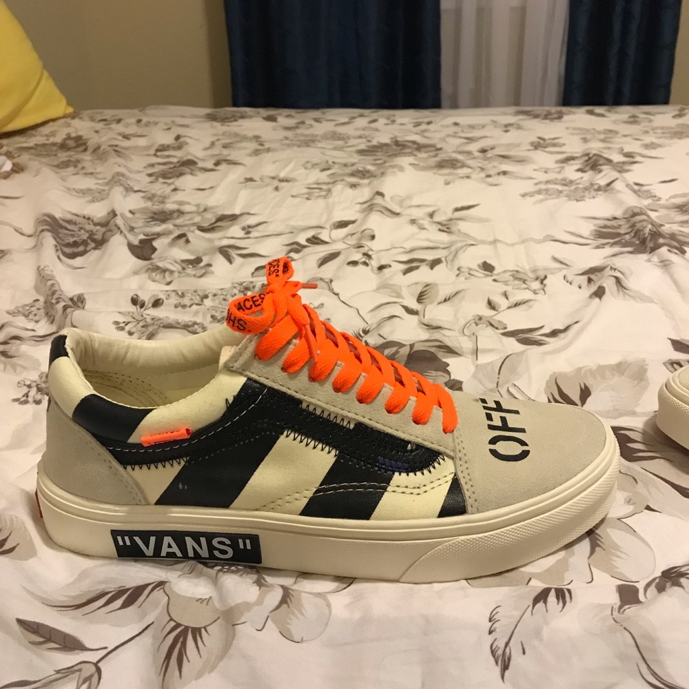 Shoes vans off white